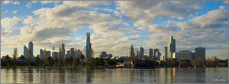 Merlbourne panorama 2.jpg - Melbourne skyline, Melbourne, Australia